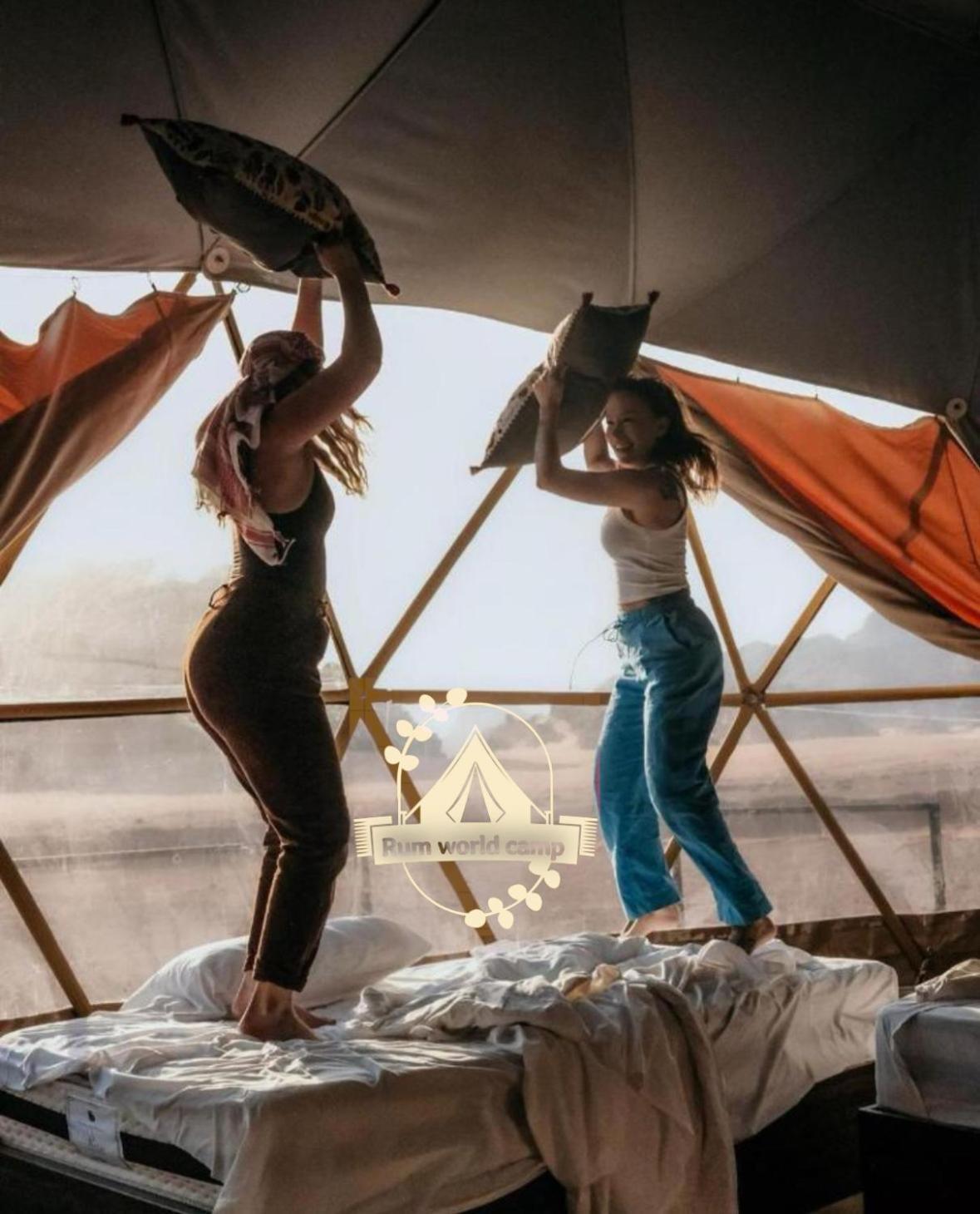 Rum World Bubble Luxury Camp Wadi Rum Exteriör bild
