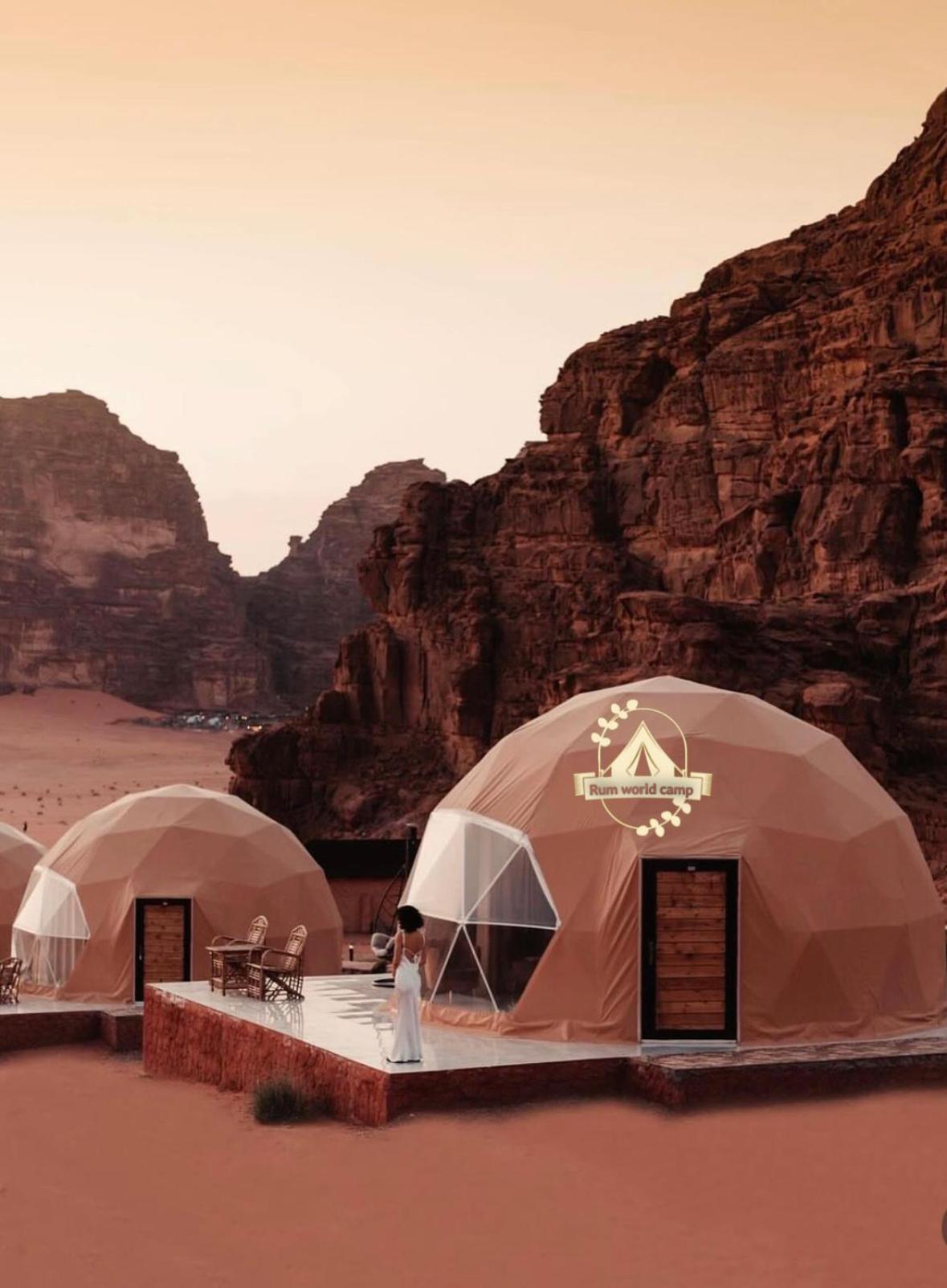 Rum World Bubble Luxury Camp Wadi Rum Exteriör bild
