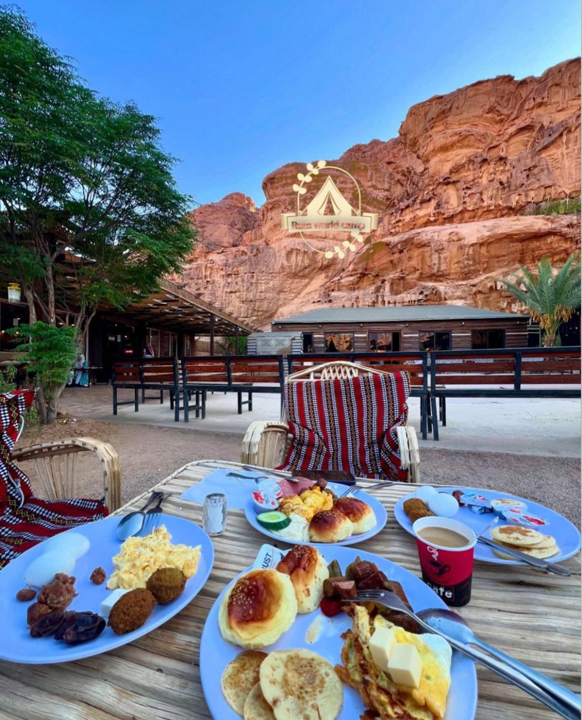 Rum World Bubble Luxury Camp Wadi Rum Exteriör bild