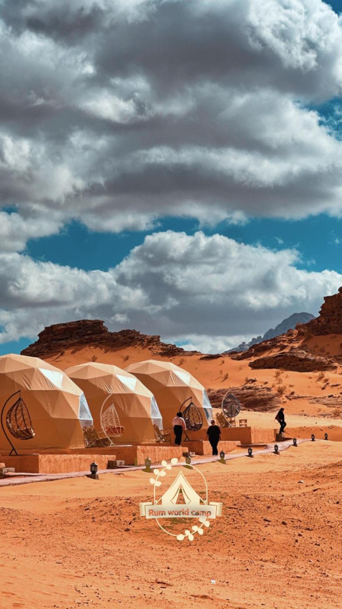 Rum World Bubble Luxury Camp Wadi Rum Exteriör bild